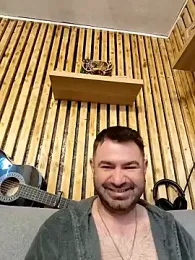 yuyukyler webcam model stream image