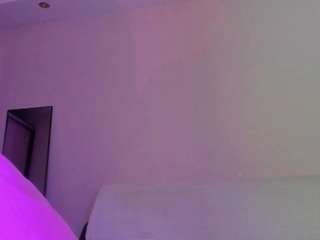 may-flowere webcam model stream image