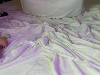 may-flowere webcam model stream image