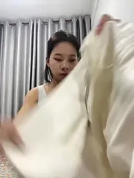 AA_OO webcam model stream image