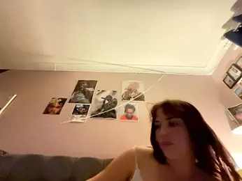 XCherryyXy webcam model stream image