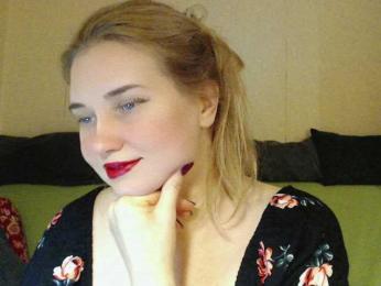 _LILKA_ webcam model stream image