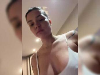 LissaTatt webcam model stream image