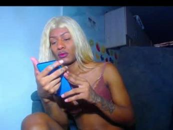 pamela_black_bigcock webcam model stream image