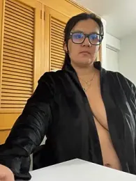 SWEETLILY18 webcam stripchat model stream image