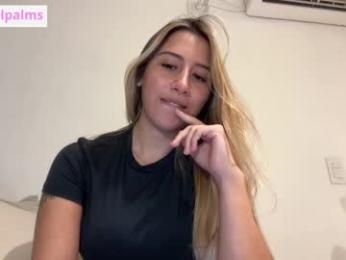 kikibae2 webcam model stream image