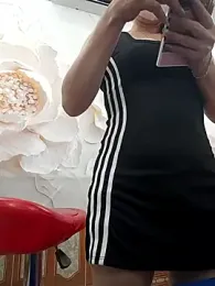 zizi_public webcam model stream image