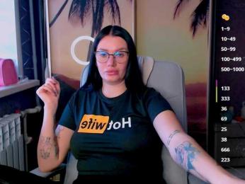 goldenwitchx webcam model stream image