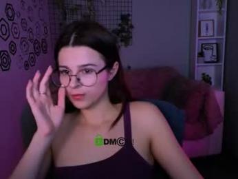 berry_alma webcam model stream image