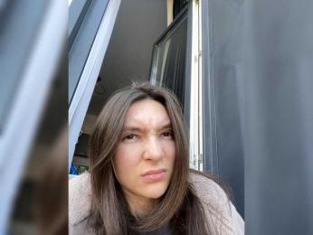 Renaw webcam model stream image