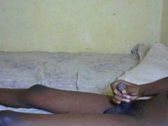Nuru_sweet webcam model stream image