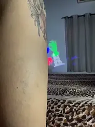 xMirana_ webcam model stream image