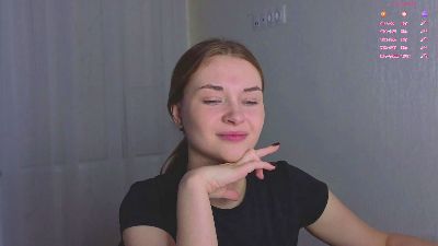 LoyceYanagi webcam model stream image