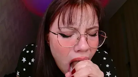 WendyCherryy webcam stripchat model stream image