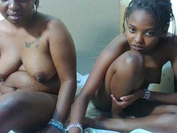 Petites-ebony webcam model stream image