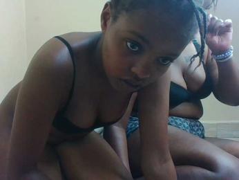 Petites-ebony webcam model stream image