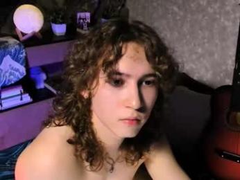 midnight_answer webcam model stream image