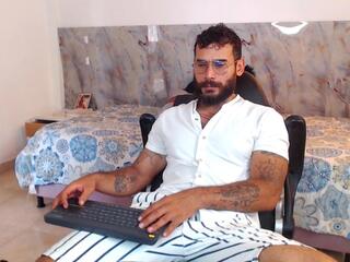 Hanz Col webcam model stream image