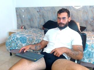 Hanz Col webcam model stream image