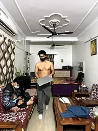 John_desihunk webcam stripchat model stream image