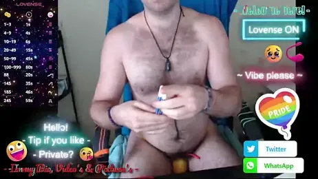 RealManHaveHairy webcam stripchat model stream image