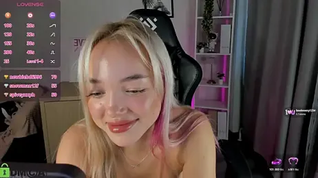 Christy_Little webcam model stream image