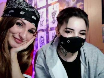 Dark-Pictur- webcam model stream image