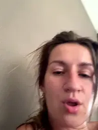 EvvaMur webcam model stream image