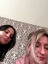 EvvaMur webcam model stream image