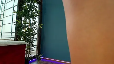 AlicePirs webcam model stream image