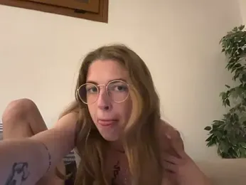 SofiaSilverHaze webcam stripchat model stream image