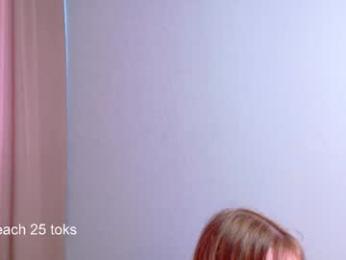 dreamyeyesella webcam model stream image