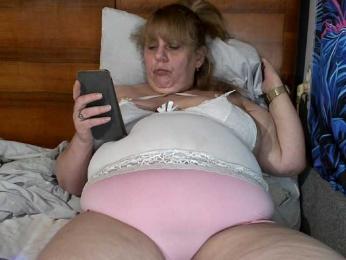 Julian-A webcam model stream image