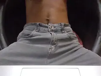 Roughkings webcam model stream image