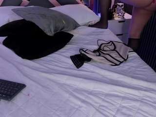 bella-raider webcam model stream image