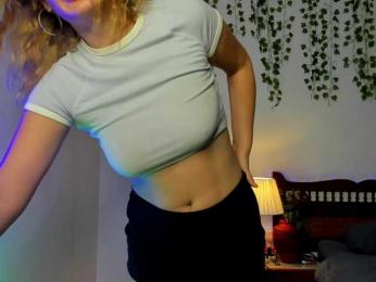 Ariana-Sunset webcam model stream image