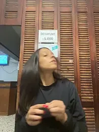 OrianaXclusive webcam stripchat model stream image