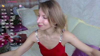 AdrianaDesire webcam model stream image