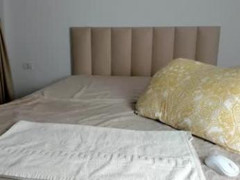 saradiamond01 webcam model stream image