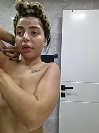 Zarayuce webcam model stream image