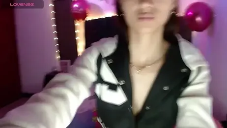 holy_juli webcam model stream image