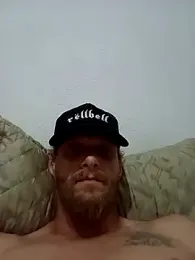 19_loiro webcam model stream image