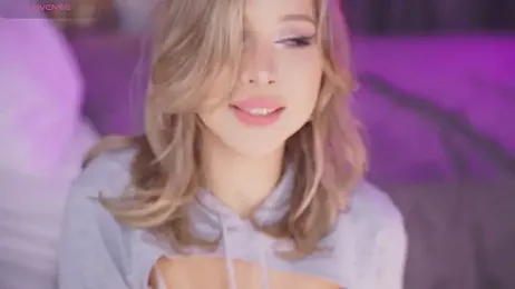 Tella_dream webcam model stream image