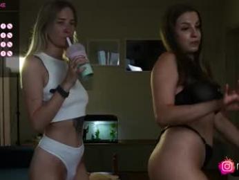 mel_collins webcam model stream image