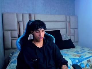 Croy Myers webcam model stream image