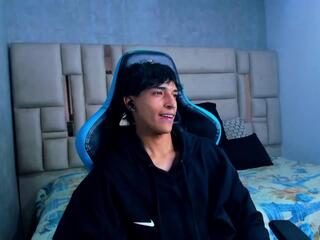 Croy Myers webcam model stream image