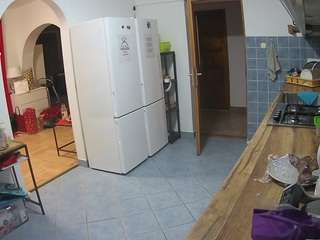 voyeurcam-julmodels-kitchen webcam model stream image