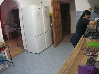voyeurcam-julmodels-kitchen webcam model stream image