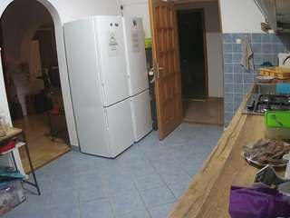 voyeurcam-julmodels-kitchen webcam model stream image