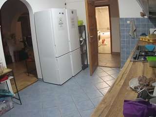 voyeurcam-julmodels-kitchen webcam camsoda model stream image